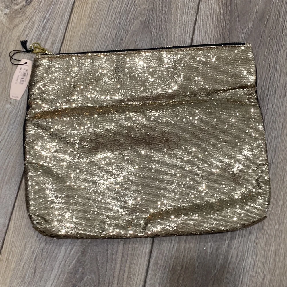 NWT VICTORIA’S SECRET Gold Sequin Fold Over Zipper Clutch Makeup B… - Picture 5 of 14